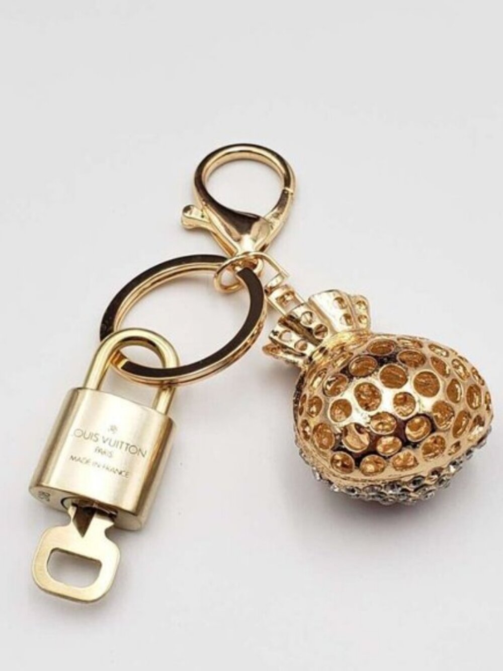 LV Gold Padlock & Key 🔒 Authentic Louis Vuitton Bag Unbranded Charm - Picture 5 of 7